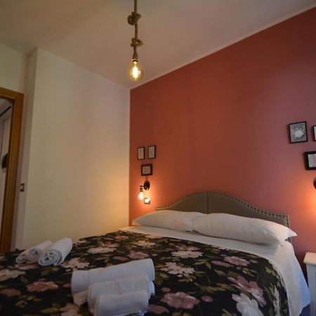 Varennahouse Lory Apt ภายนอก รูปภาพ